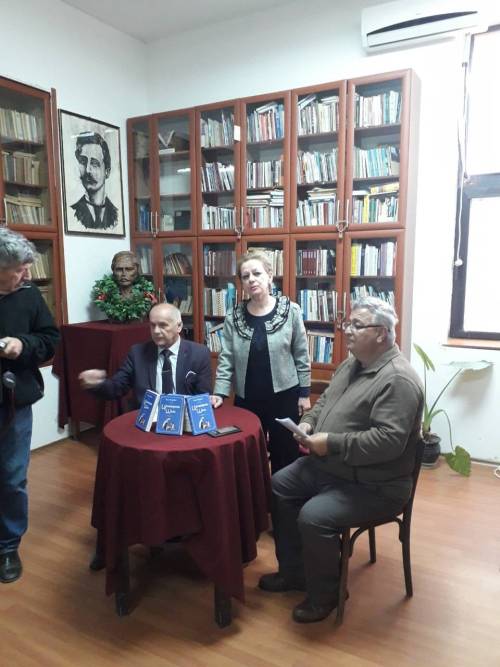 Промовирана 98 книга на академик Миќуновиќ „Црногорски шеги“