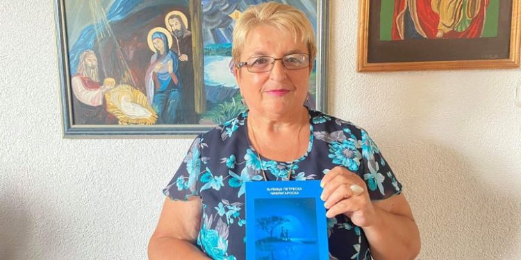 Љубица Чифлигароска, писател и поет: Денес се збогувам со катедрата и учениците, а ќе пишувам дури имам инспирација