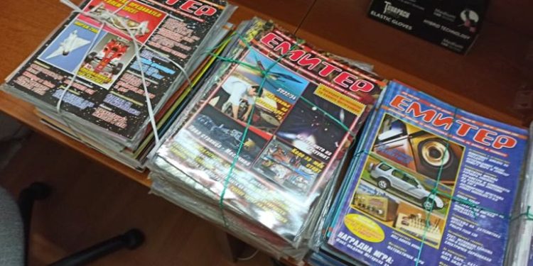 Донација на ЕМИТЕР за нашата библиотека