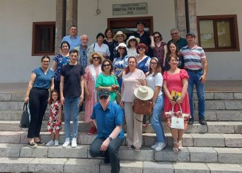 Промовирана стихозбирката „Љубов“ одново љубовта беше на пиедесталот