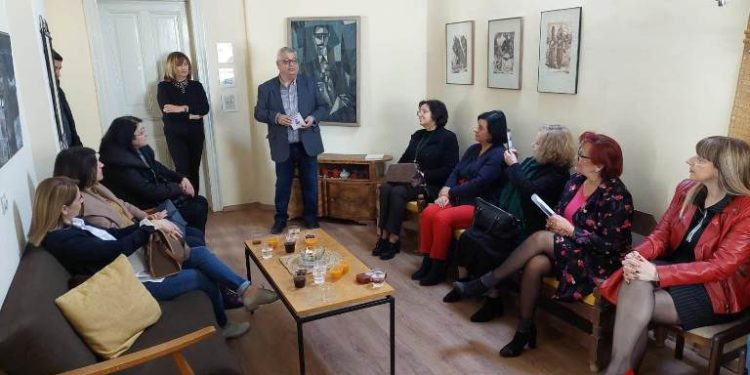 За Прличев и добивањето Ловоров венец за првпат чествуваме во куќата на акдемик Ѓурчинов во Охрид